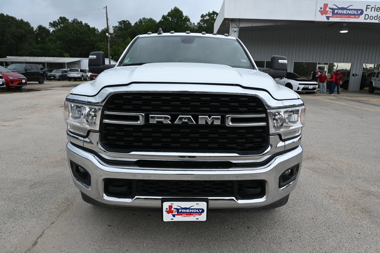 Used 2024 RAM 3500 Big Horn AWD/4WD image 5