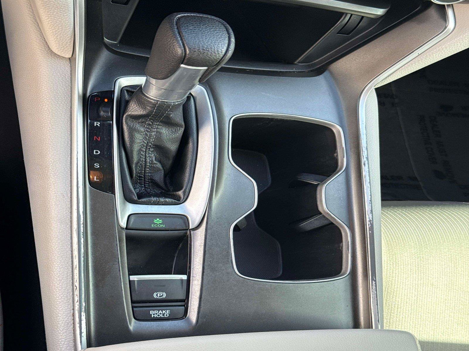 Certified 2020 Honda Accord EX image 26