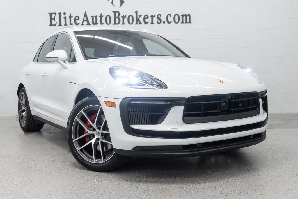 Used 2024 Porsche Macan S AWD/4WD image 6