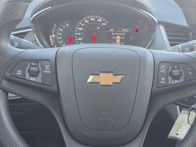 Certified 2022 Chevrolet Trax LS w/ Tint and Cruise Package image 30