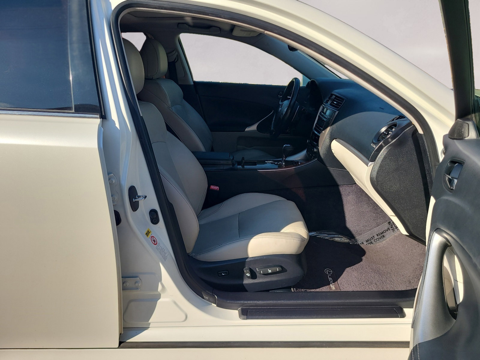 Used 2011 Lexus IS 250 image 23