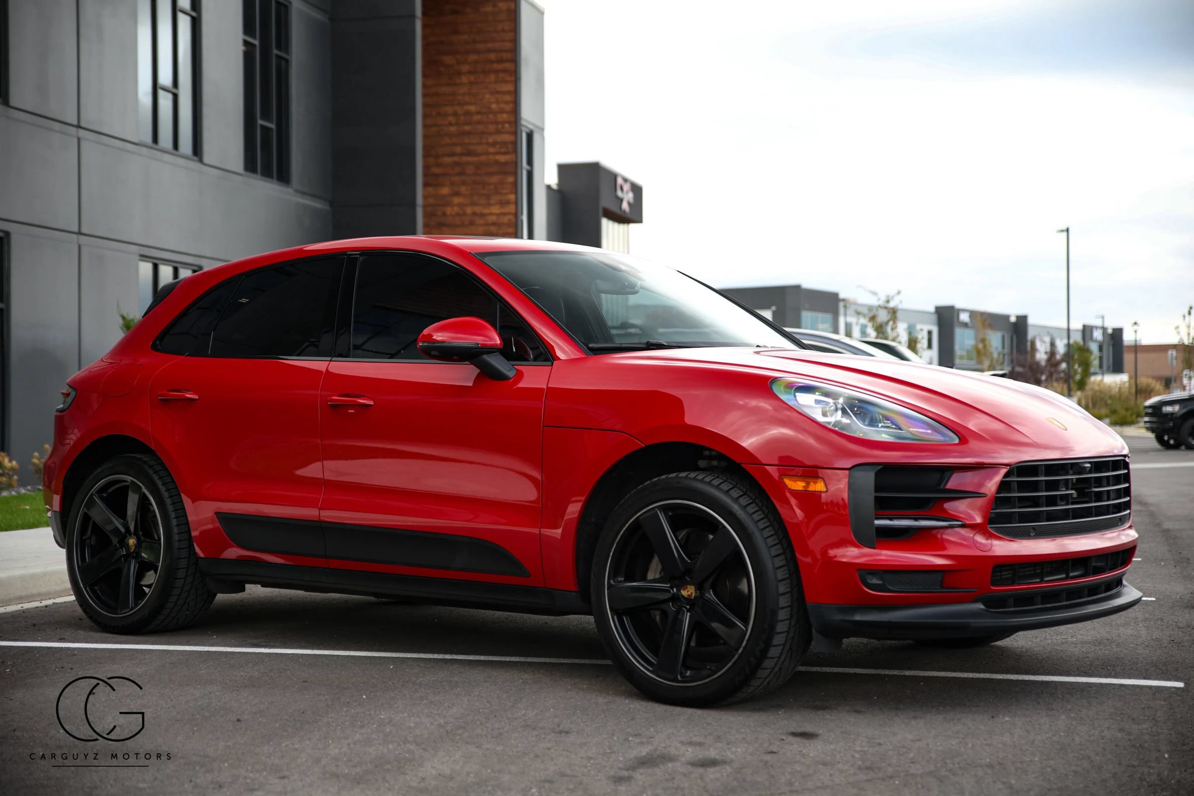 Used 2021 Porsche Macan S AWD/4WD image 16