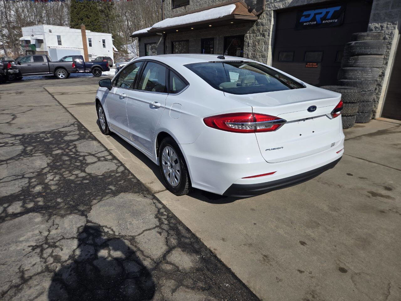 Used 2019 Ford Fusion S image 6