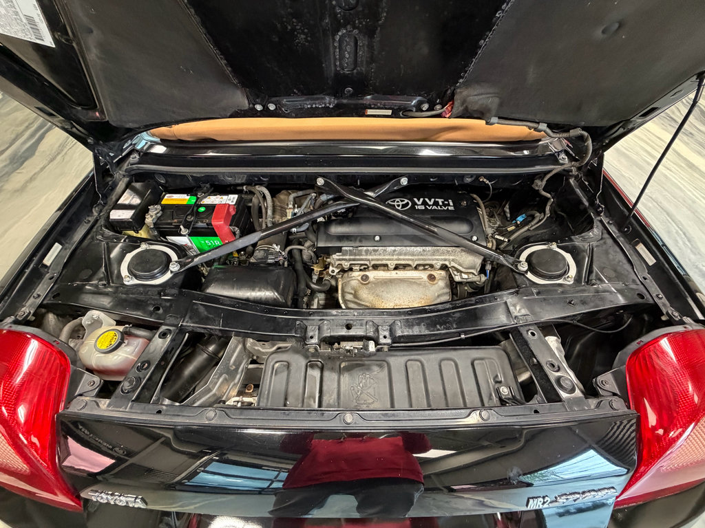 Used 2001 Toyota MR2 RWD image 43