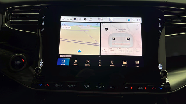 Used 2023 Jeep Wagoneer Series III w/ Rear Seat Video Group 1 AWD/4WD image 12