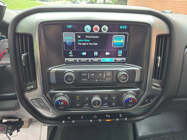 Used 2015 Chevrolet Silverado 2500 LT w/ LT Convenience Package AWD/4WD image 19