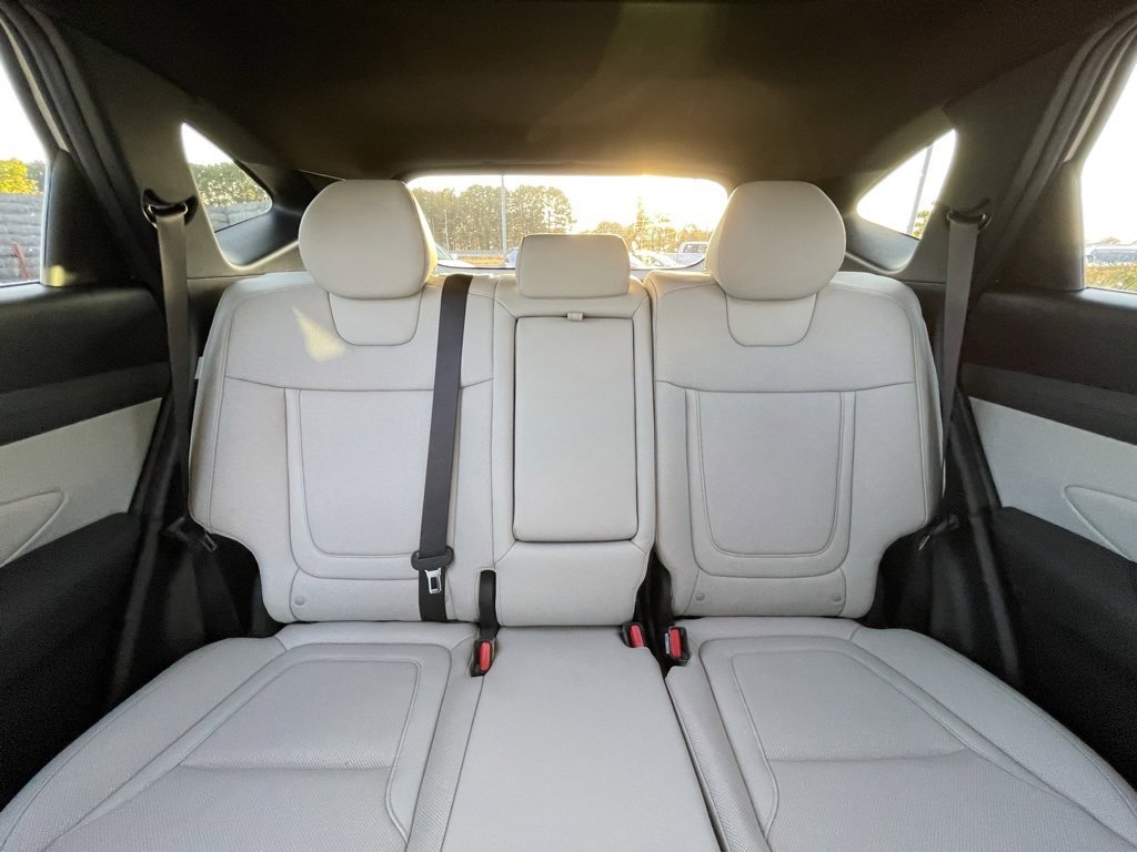 Used 2025 Hyundai Tucson Limited image 30