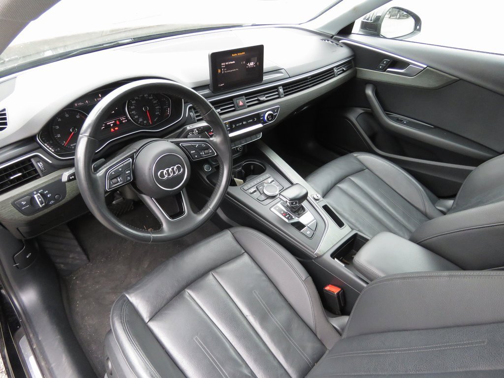 Used 2019 Audi A4 2.0T Premium image 11