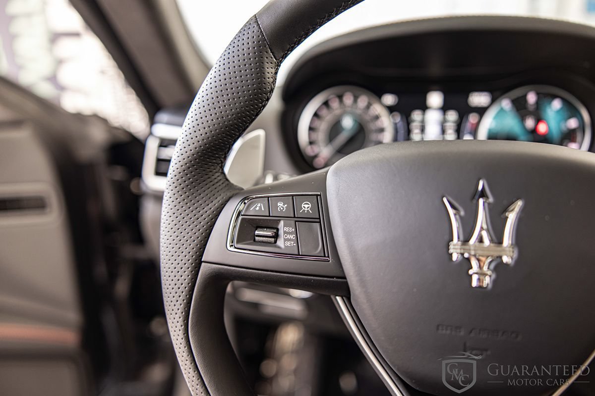 Used 2024 Maserati Ghibli Modena Q4 AWD/4WD image 26