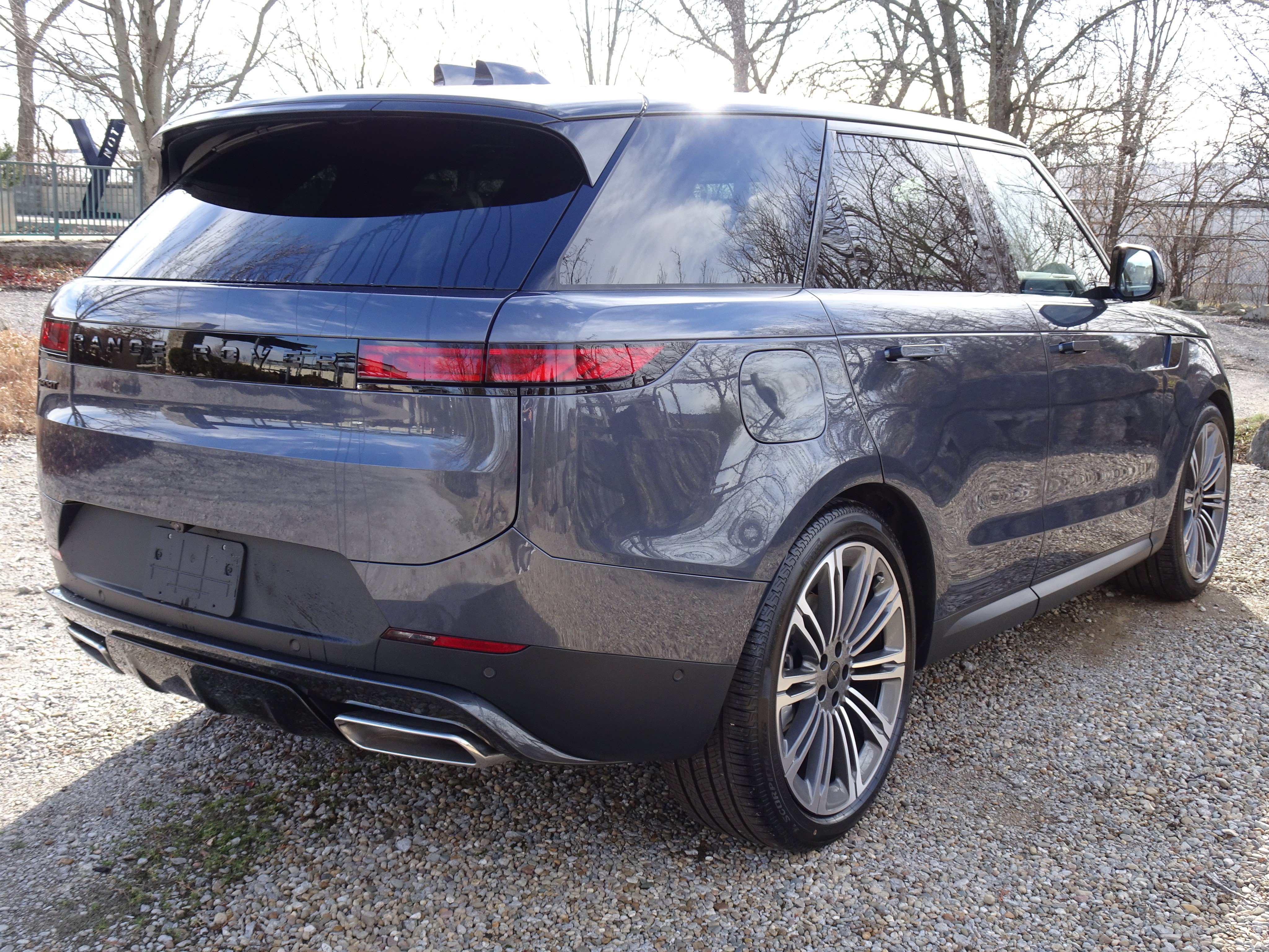 Certified 2026 Land Rover Range Rover Sport SE AWD/4WD image 10