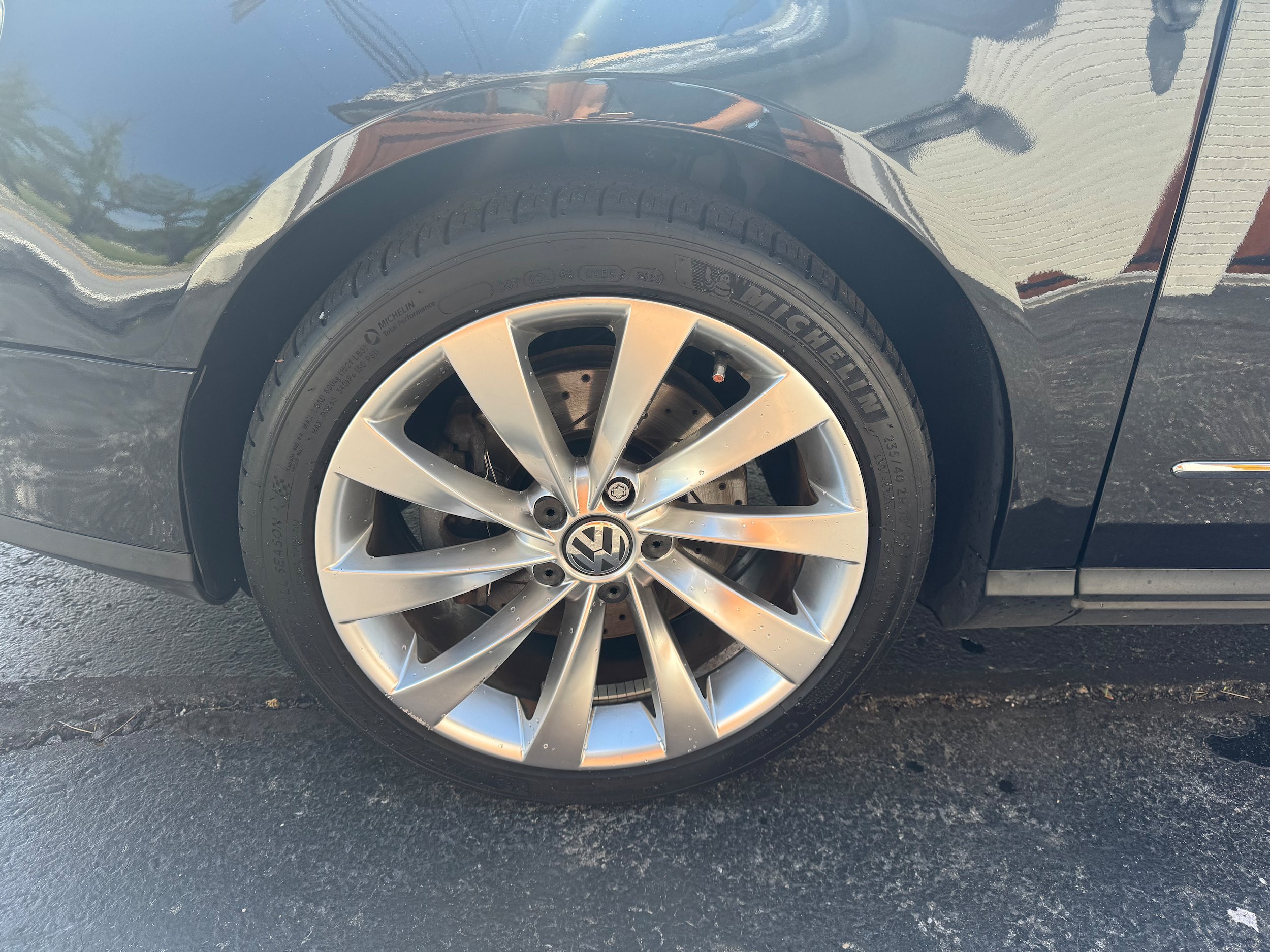 Used 2010 Volkswagen Passat Komfort FWD image 34
