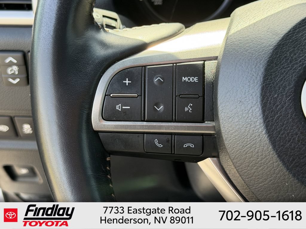 Used 2022 Lexus GX 460 Premium w/ Accessory Package AWD/4WD image 26