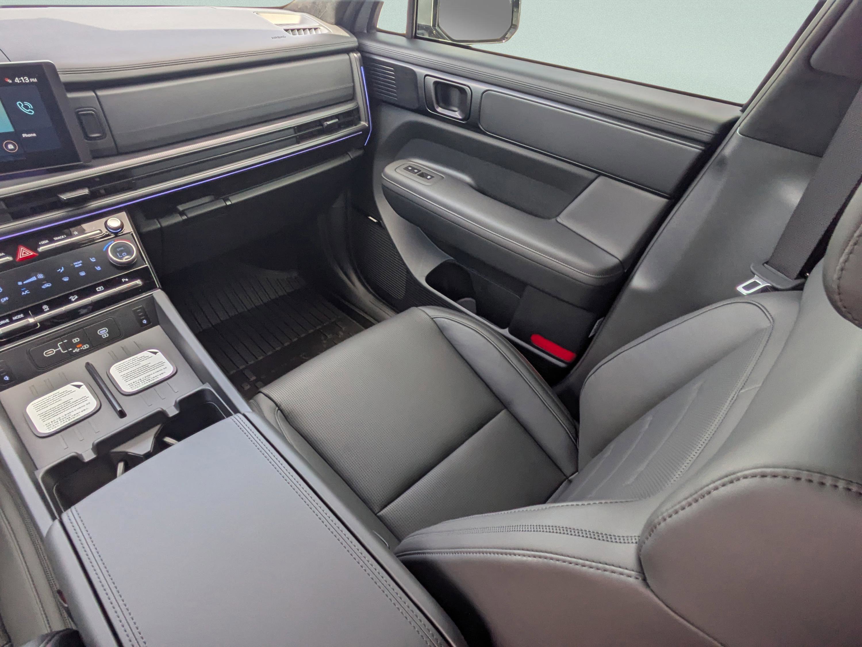 New 2026 Hyundai Santa Fe Calligraphy w/ Tow & Go Package image 15