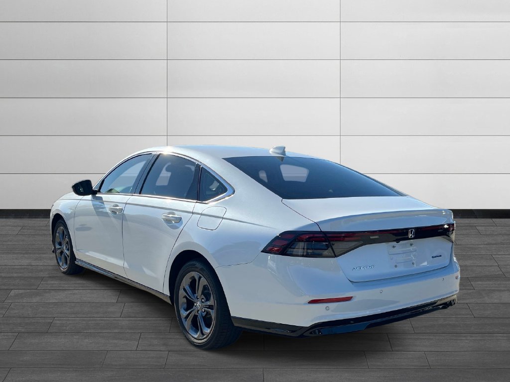 Used 2024 Honda Accord EX-L image 3