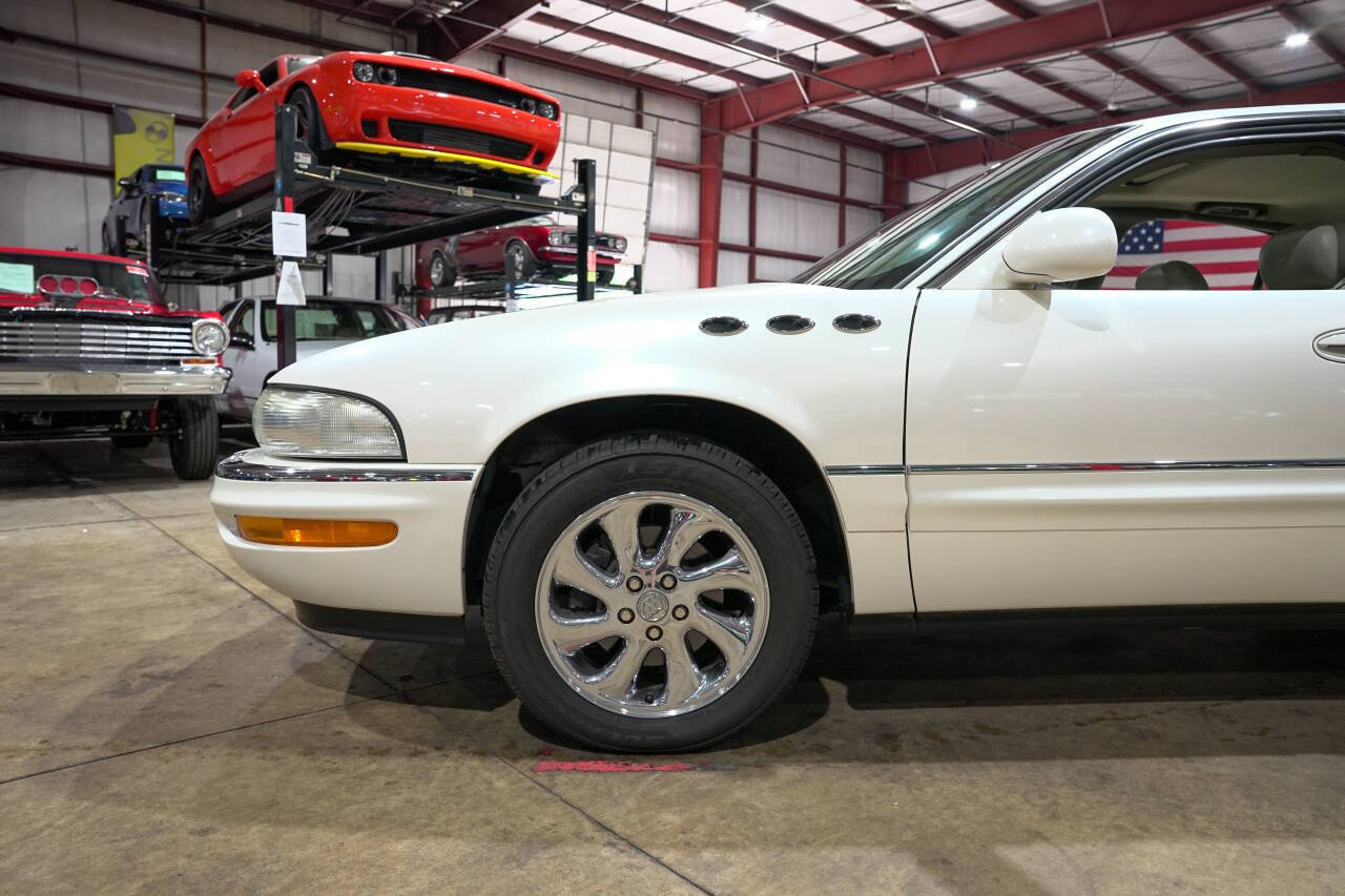 Used 2003 Buick Park Avenue Ultra FWD image 3
