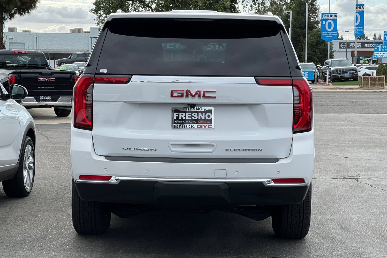New 2026 GMC Yukon XL Elevation AWD/4WD image 5