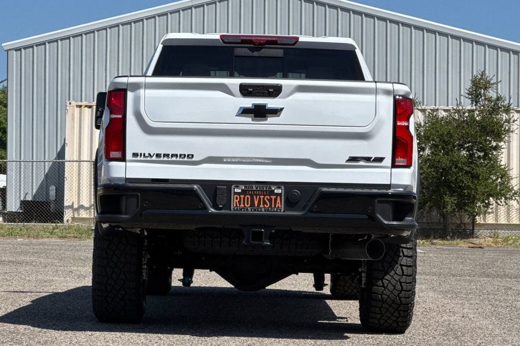 New 2026 Chevrolet Silverado 2500 ZR2 w/ LPO, Dark Essentials Package AWD/4WD image 5