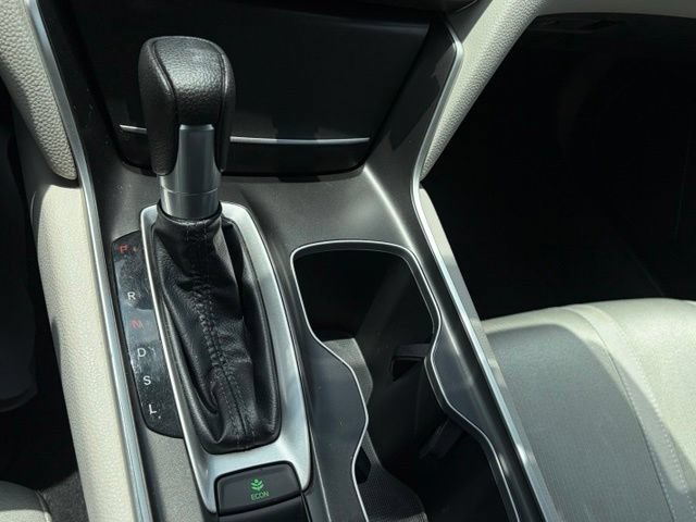 Used 2020 Honda Accord EX image 24
