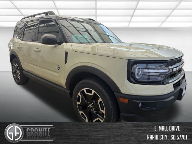 Used 2024 Ford Bronco Sport Outer Banks w/ Tech Package AWD/4WD image 7