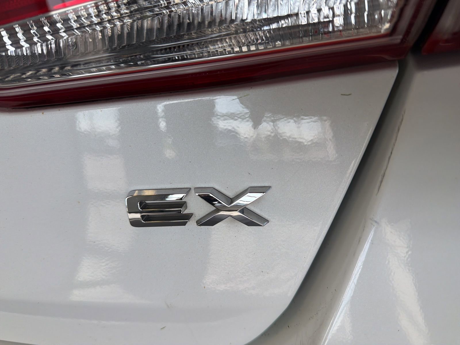 Used 2017 Kia Optima EX w/ Premium Package image 7