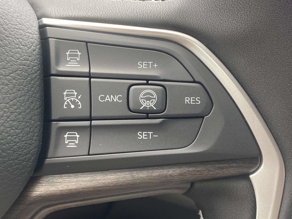 New 2026 Jeep Grand Cherokee Limited w/ Limited Altitude Package RWD image 55