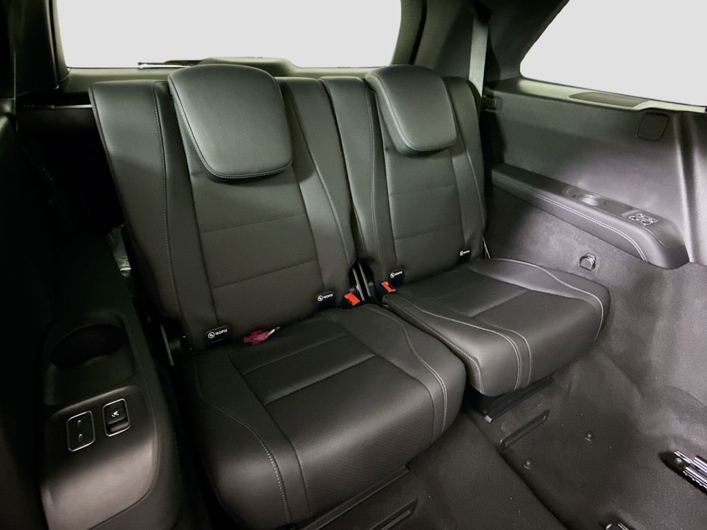 Used 2026 Mercedes-Benz GLS 450 4MATIC image 29