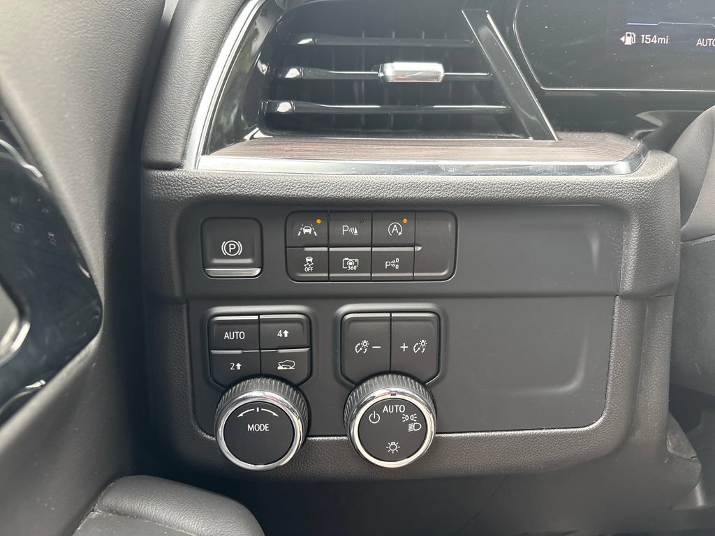 Used 2025 Chevrolet Tahoe LT AWD/4WD image 22