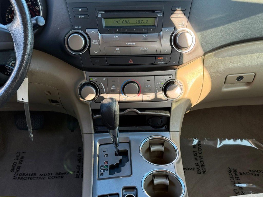 Used 2010 Toyota Highlander 4WD image 17