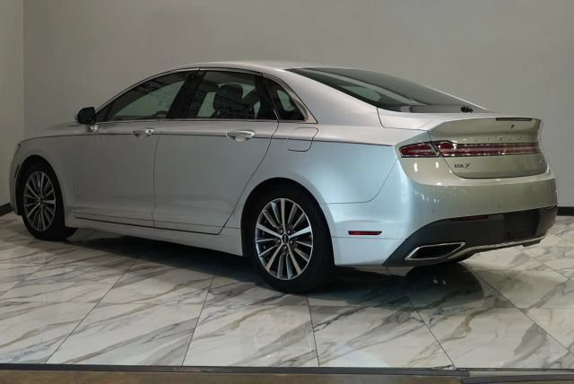 Used 2017 Lincoln MKZ Select w/ Climate Package FWD image 9