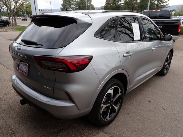 Used 2023 Ford Escape ST-Line Select w/ Tech Pack #2 AWD/4WD image 4