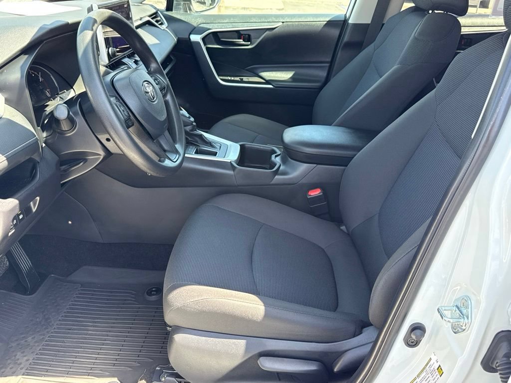 Certified 2025 Toyota RAV4 LE FWD image 19