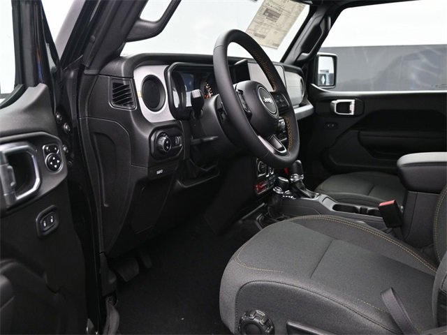 New 2024 Jeep Gladiator Sport image 15