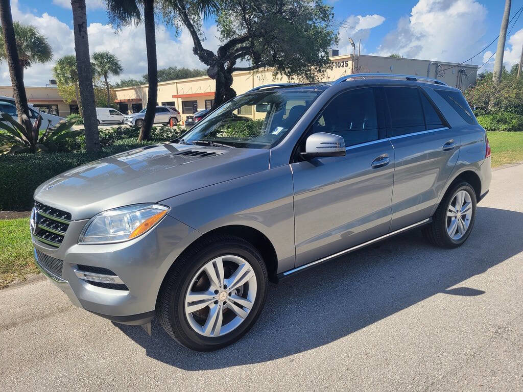 Used 2014 Mercedes-Benz ML 350 BlueTEC 4MATIC image 1