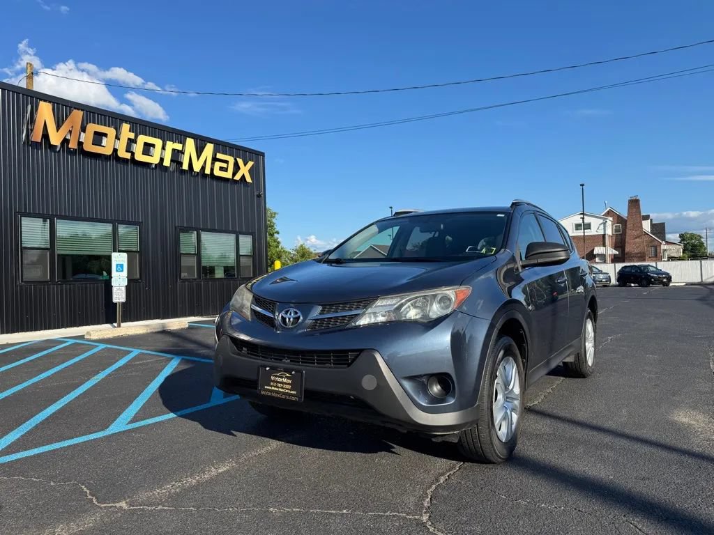 Used 2014 Toyota RAV4 LE AWD/4WD image 1