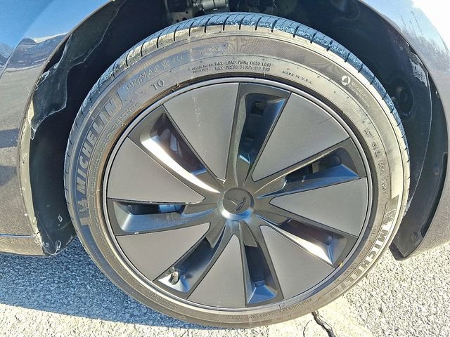 Used 2025 Tesla Model 3 Long Range image 9