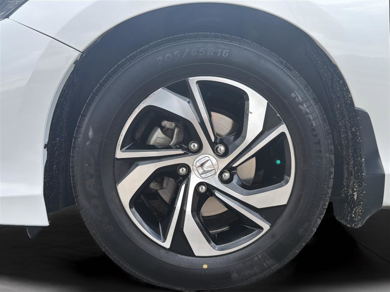 Used 2016 Honda Accord LX image 26