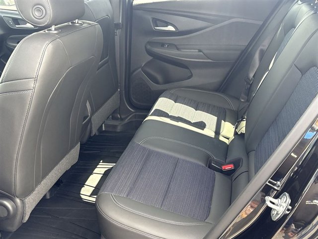 Certified 2025 Buick Envista Preferred w/ Convenience II Package FWD image 23