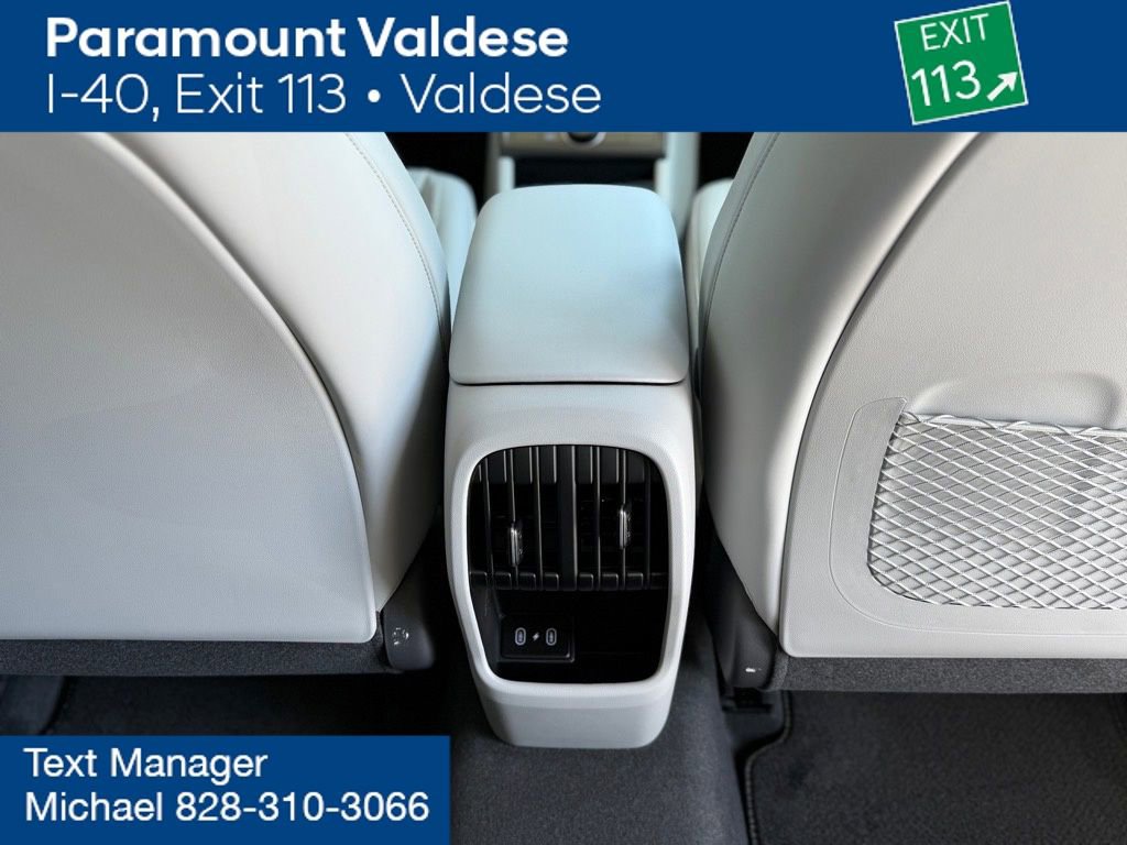 New 2026 Hyundai Kona SEL Premium image 17