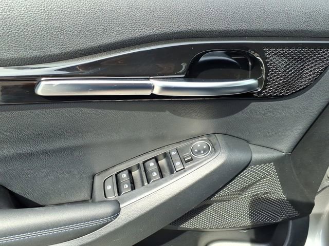 Used 2023 Kia Seltos S image 13