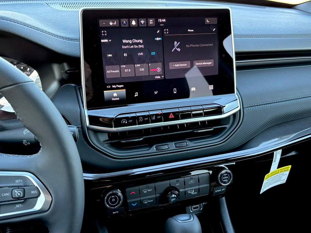 New 2026 Jeep Compass Latitude AWD/4WD image 5