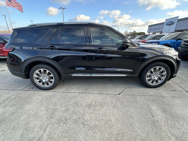 New 2026 Ford Explorer Platinum RWD image 8