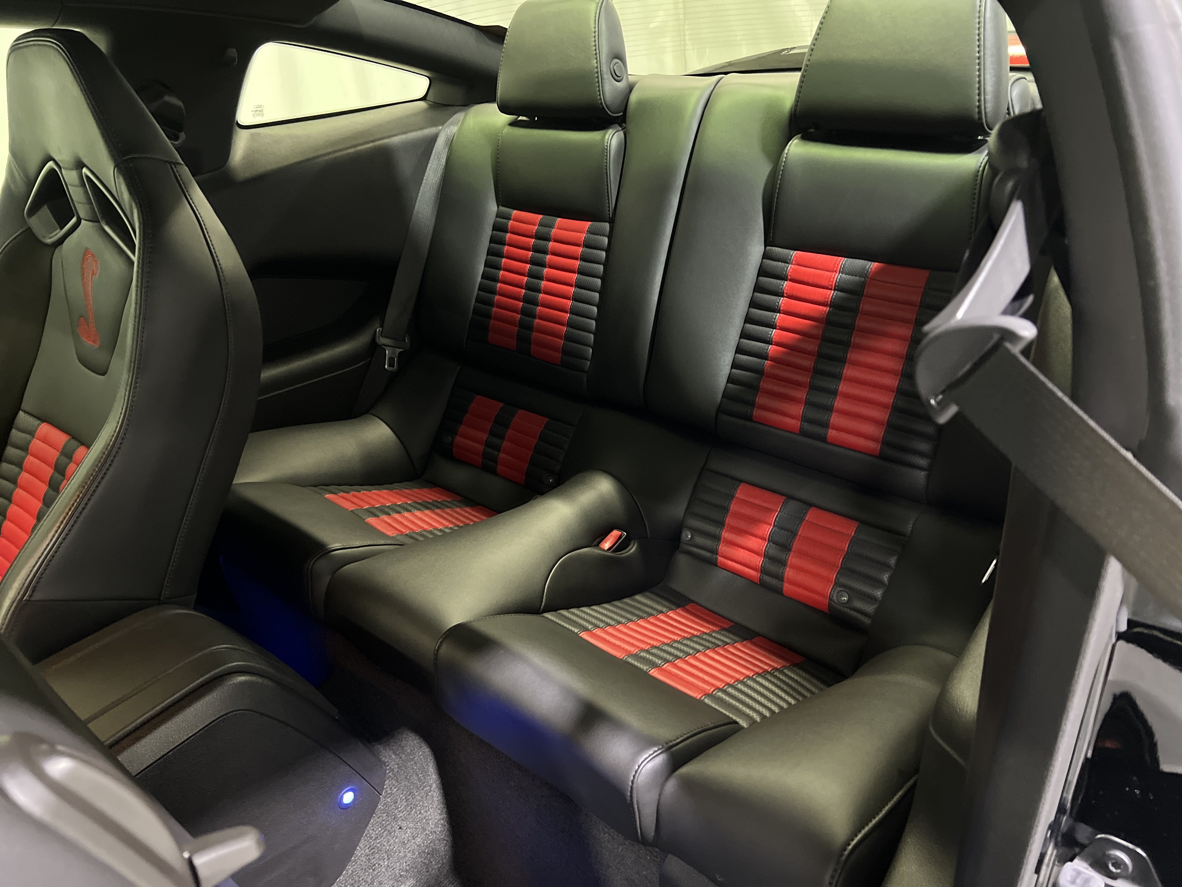 Used 2013 Ford Mustang Shelby GT500 RWD image 16