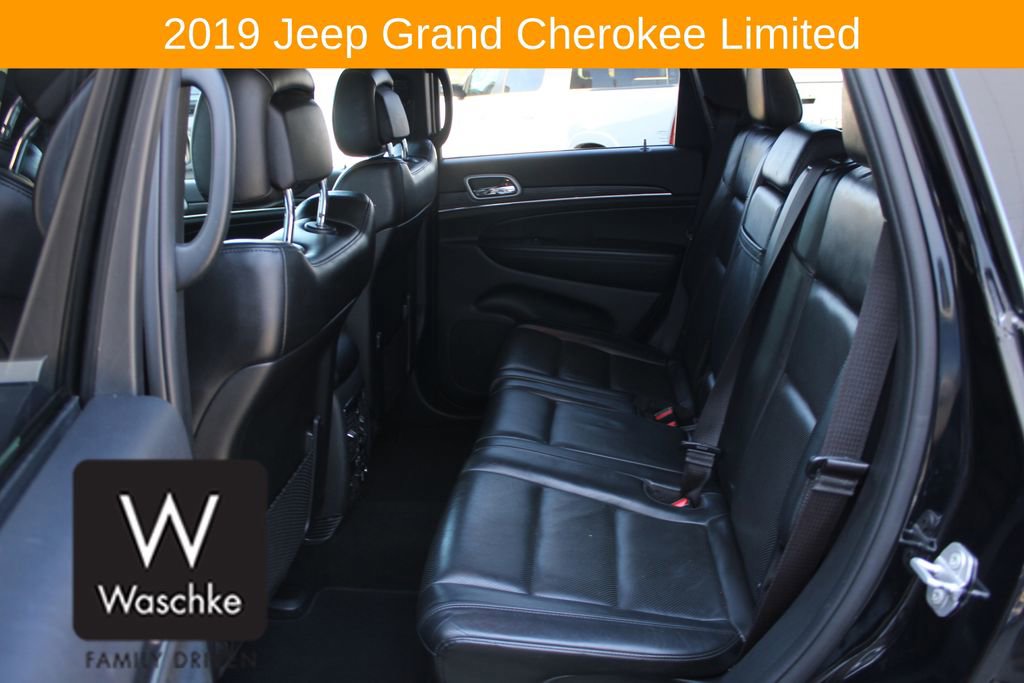 Used 2019 Jeep Grand Cherokee Limited w/ Luxury Group II AWD/4WD image 19