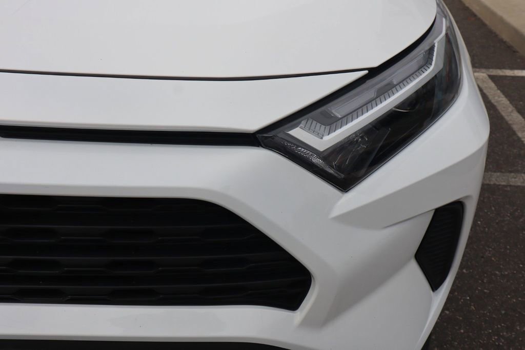 Used 2024 Toyota RAV4 XLE image 13