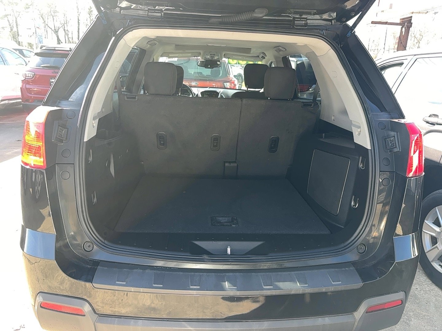Used 2014 GMC Terrain SLE w/ Chrome Package image 6