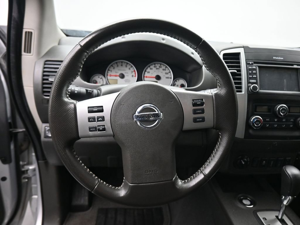 Used 2021 Nissan Frontier PRO-4X w/ Pro-4x Utility Package image 14