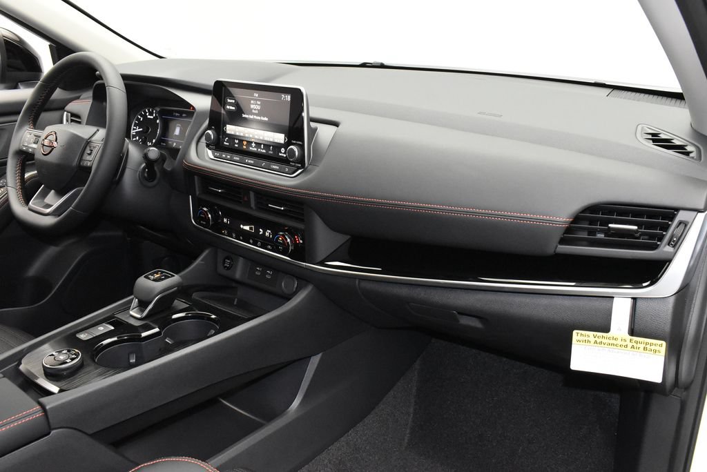 New 2026 Nissan Rogue SV AWD/4WD image 26