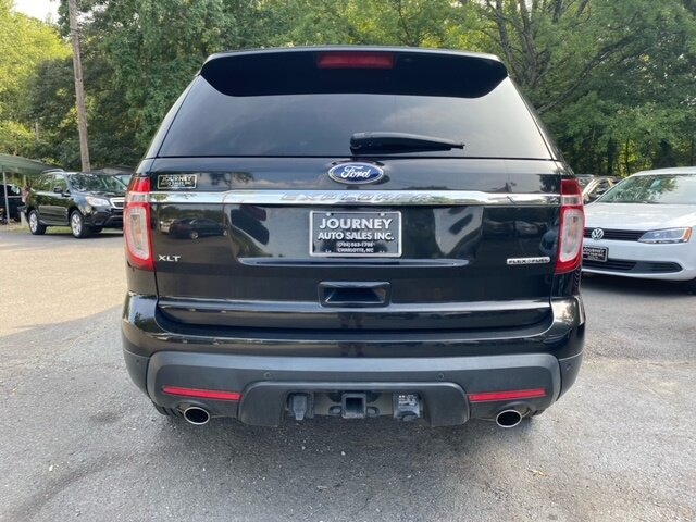 Used 2015 Ford Explorer XLT FWD image 3