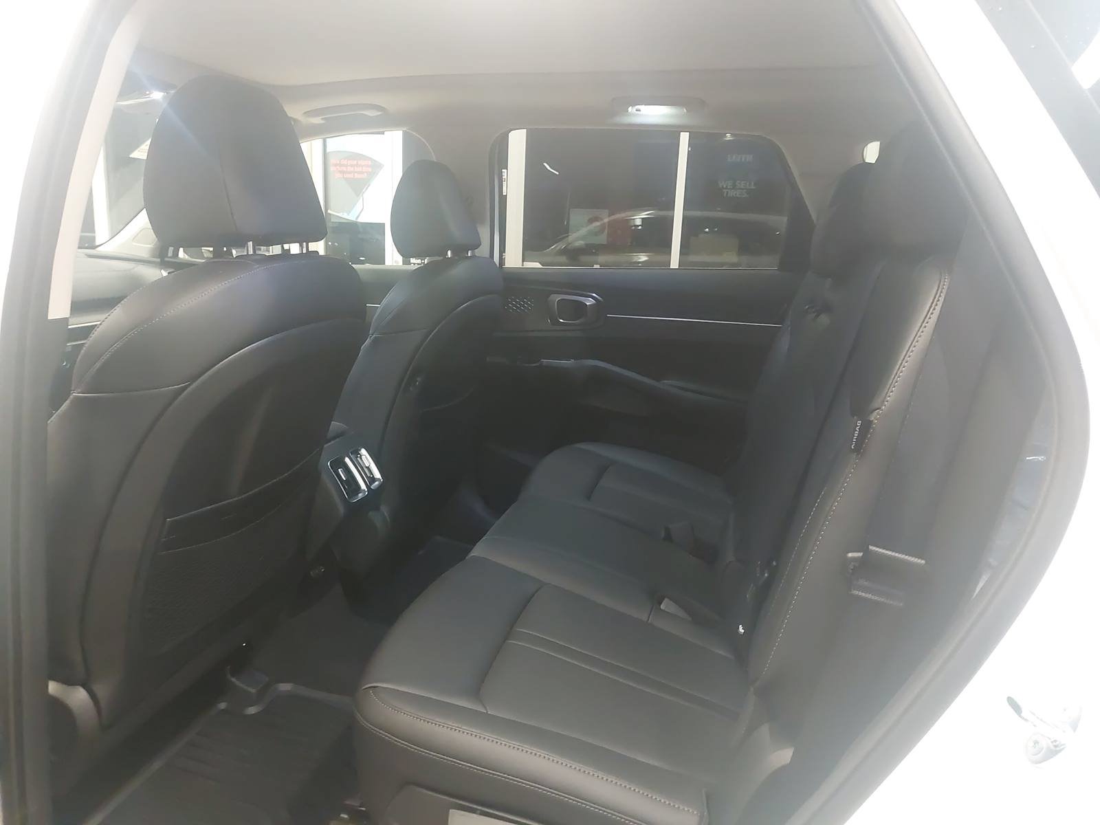 New 2026 Kia Sorento S w/ S Panoramic Sunroof Package FWD image 13