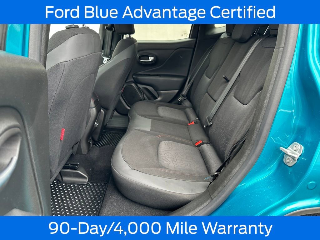 Used 2022 Jeep Renegade Trailhawk w/ Trailer Tow Group image 9